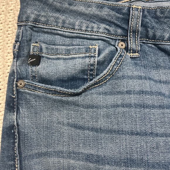 KanCan Distressed Midrise Skinny Jeans Size 31 - Picture 6 of 9